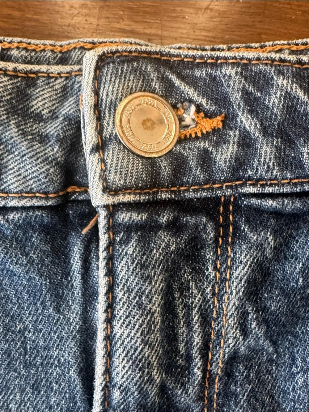 Zara Mom Fit Denim Short Women’s Size 12 Baggy Leg Medium Wash